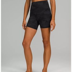 Lulu biker shorts
